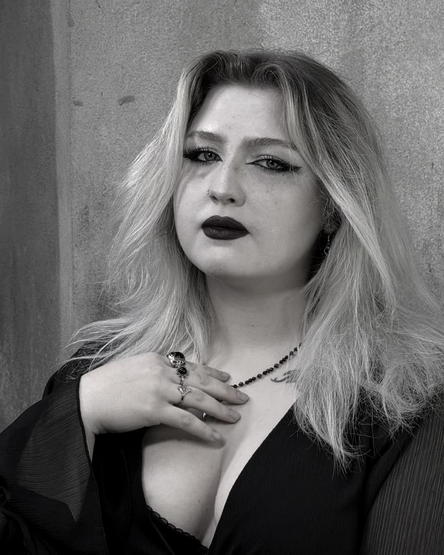 Portrait: Oliwia (Almavera), DEEPCUT tattoo artist
